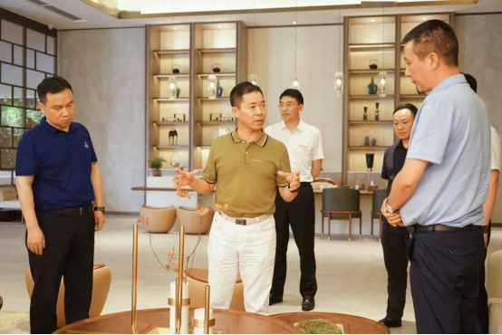 湖南省耒阳市政府主要领导莅临中泰龙集团进行参观考察 797